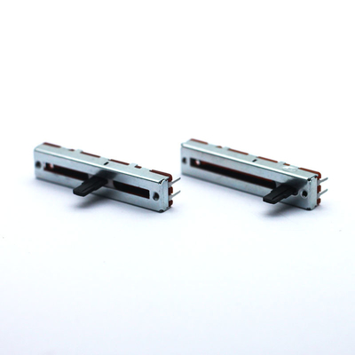 Potentiomètre de glissière d'Of de fabricant de la Chine avec le potentiomètre linéaire du potentiomètre 100k d'ohm du voyage 5k 10k du commutateur 30mm