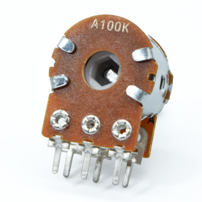 Potentiomètre 500k de commutateur rotatif de cannelure avec le commutateur employé par le talkie-walkie