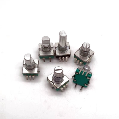 Double commutateur rotatoire par accroissement de l'encodeur 5mA avec les boutons concentriques 11mm