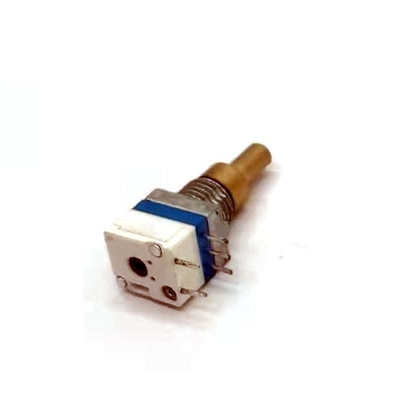 Bouton en laiton 8mm de volume de potentiomètre du commutateur 250VAC rotatif pour le haut-parleur