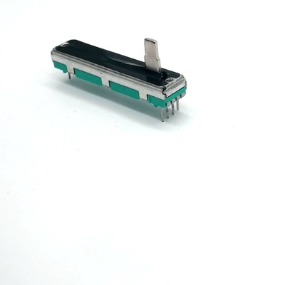 Poignée en métal C3044G Voyage de 30 mm de 8,1 mm de large utilisé pour les écouteurs et le microphone de la console de son