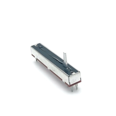 Potentiomètre à glissière de voyage de 45 mm Fader B10k pour console de son