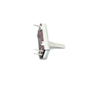 3 potentiomètre de contact glissant de l'affaiblisseur 20mm de glissière de Pin AC300V