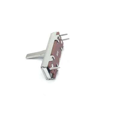 3 potentiomètre de contact glissant de l'affaiblisseur 20mm de glissière de Pin AC300V