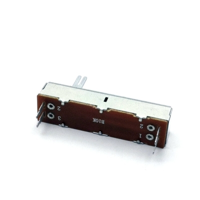 potentiomètre de glissière de Pin 100k de l'affaiblisseur 4 de glisseur de mélangeur de 30mm pour le synthétiseur de carte son