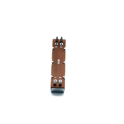 potentiomètre de glissière de Pin 100k de l'affaiblisseur 4 de glisseur de mélangeur de 30mm pour le synthétiseur de carte son