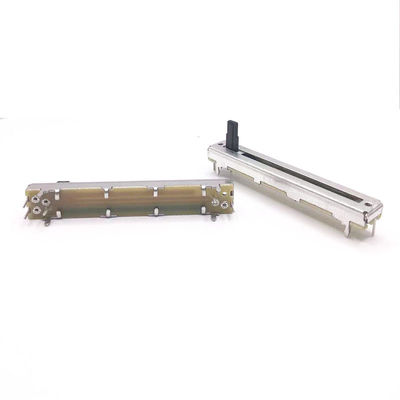Potentiomètre linéaire de glissière de voyage de la bonne qualité 45mm de C4521SG avec le potentiomètre sain du potentiomètre B10K de clic de commutateur