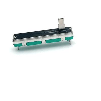 Poignée en métal C3044G Voyage de 30 mm de 8,1 mm de large utilisé pour les écouteurs et le microphone de la console de son